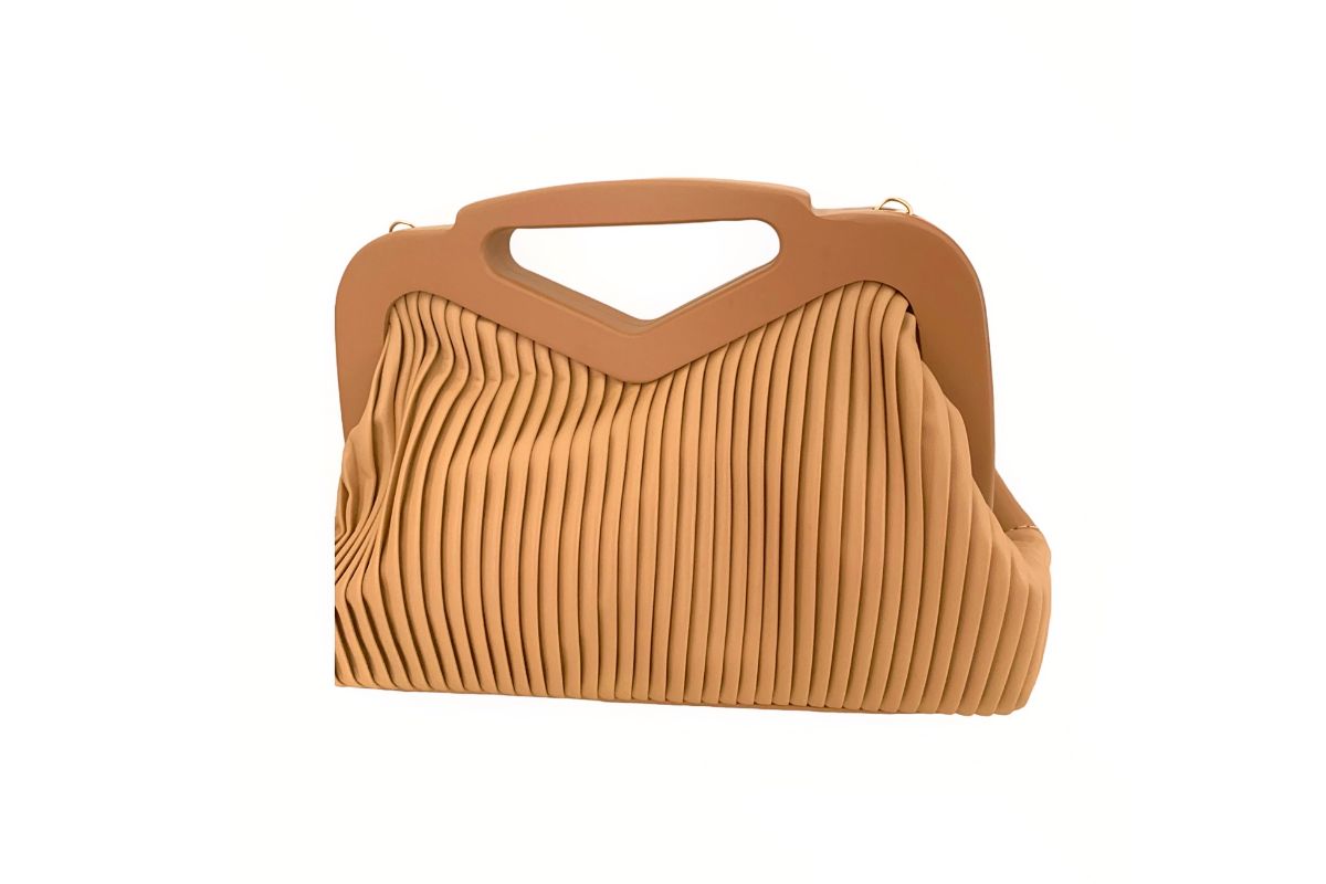 Caroline Latte purse